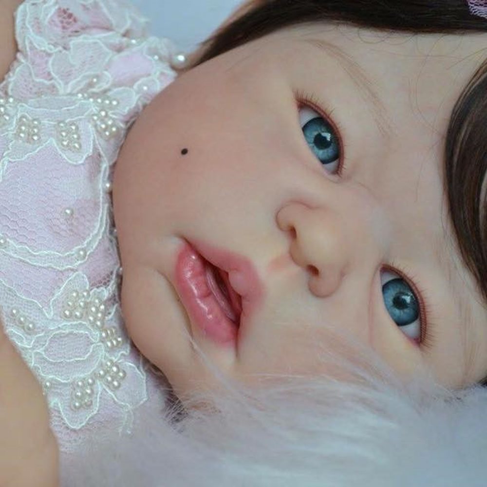 21" Lifelike Cute Dakota Reborn Vinyl Doll girl